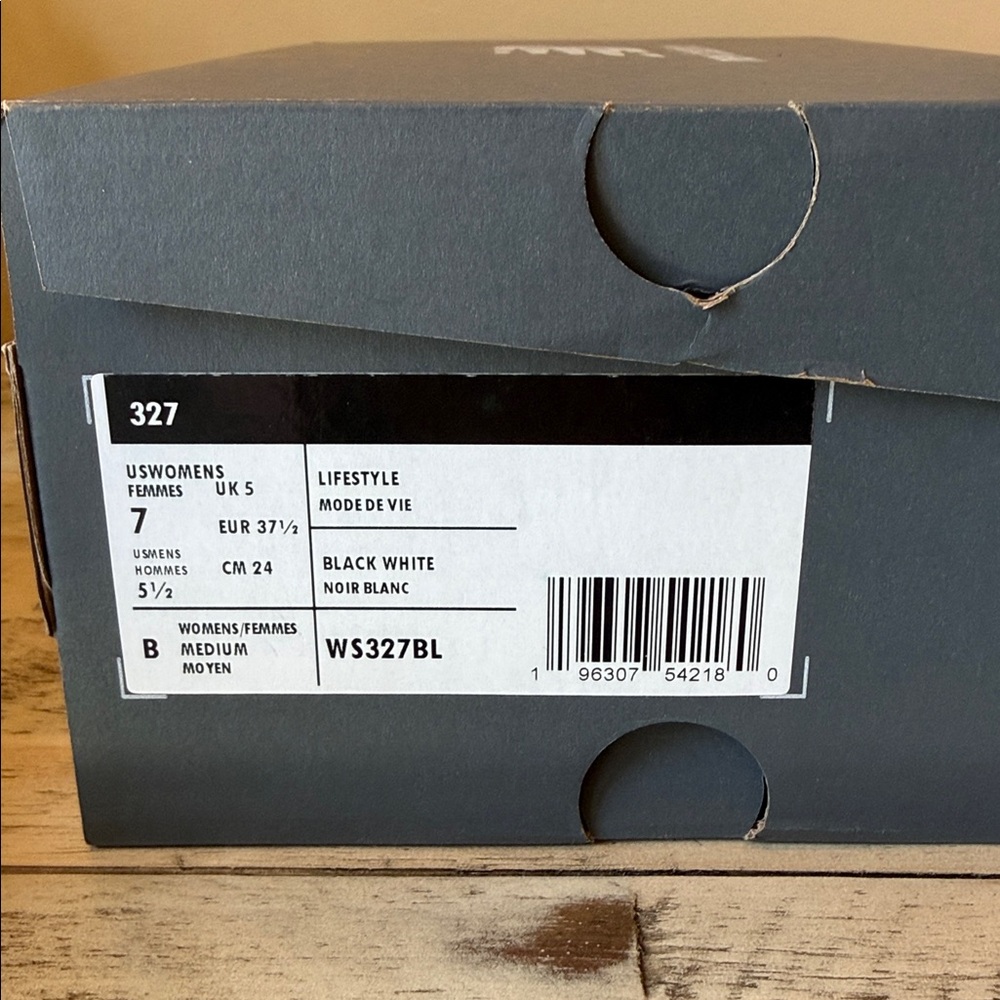 👟 New Balance Women’s 327 Sneakers - Picture 9 of 11